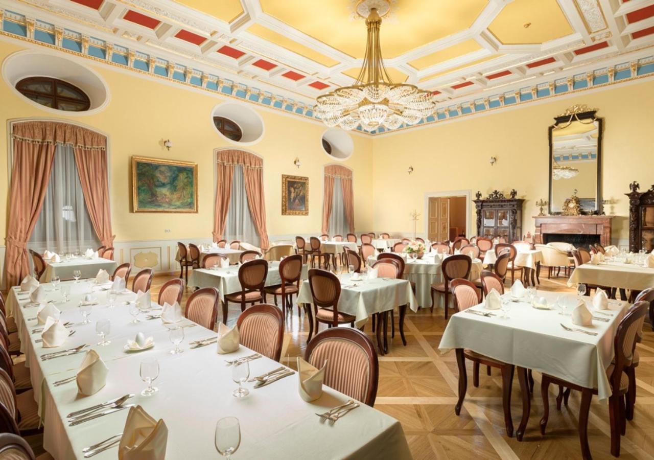 Hotel Gino Park Palace Považská Bystrica Buitenkant foto