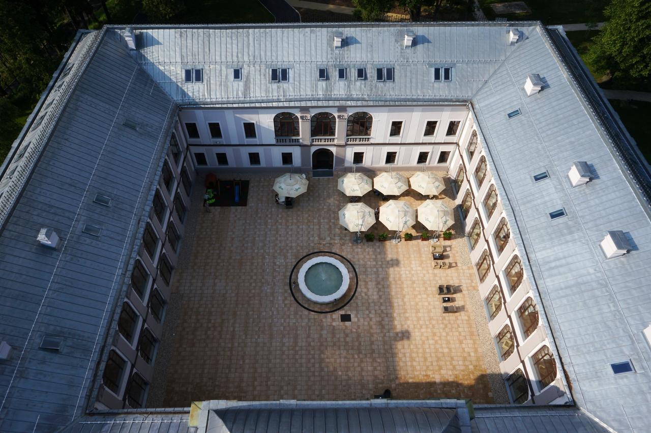 Hotel Gino Park Palace Považská Bystrica Buitenkant foto